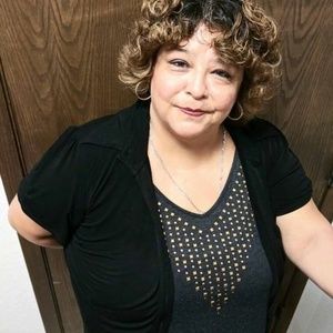 Meet your Posher, Tania